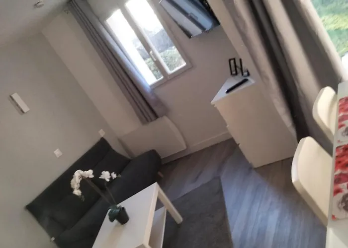 La Du Golf De Rez De Jardin *